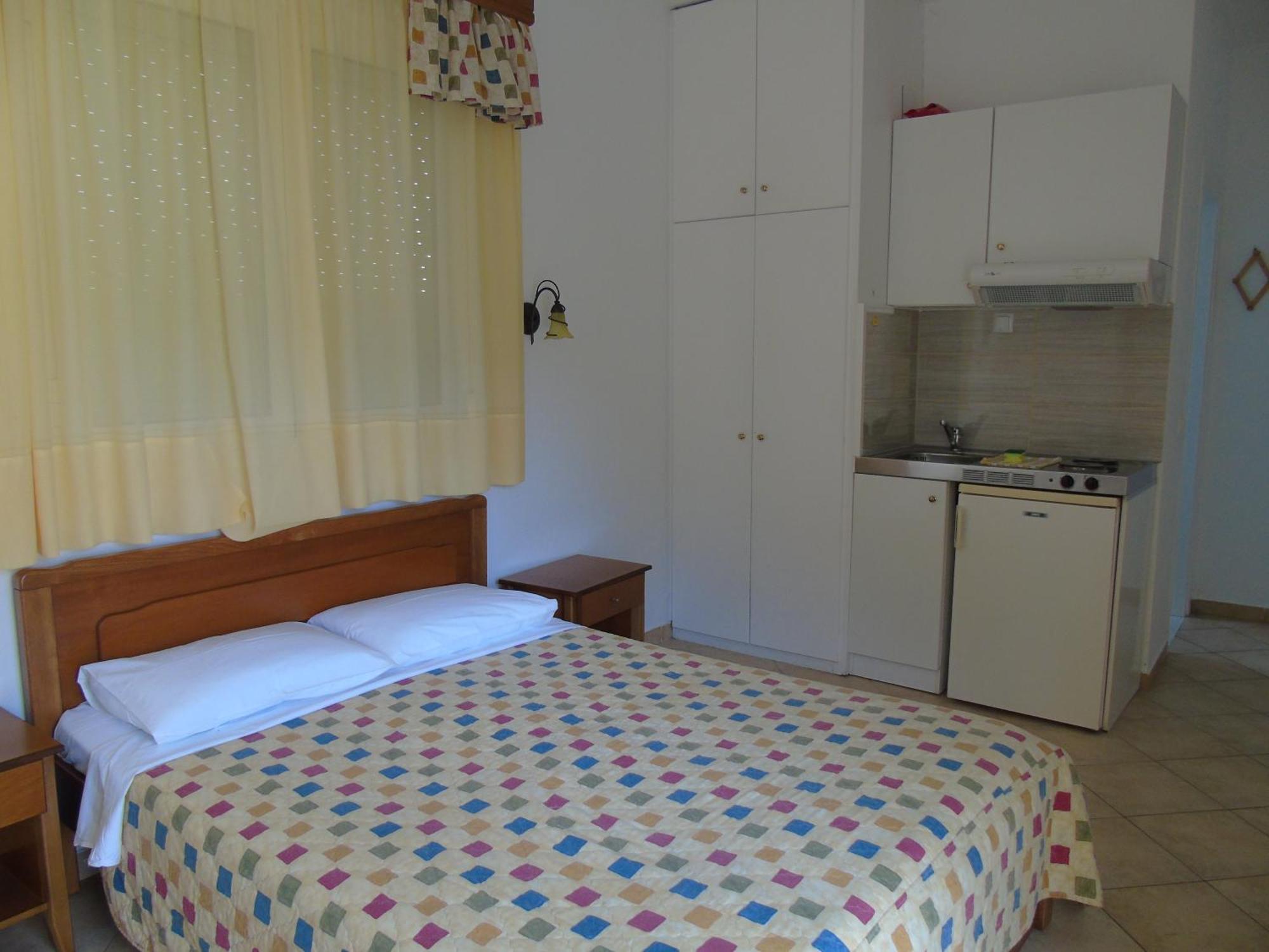 Nostos Studios Golden Beach Chrisi Ammoudia Zimmer foto